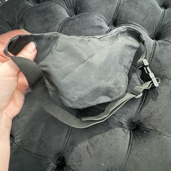 35th Anniversary VTG Disney Black Fanny Pack Belt Bag Mickey Mouse - Picture 3 of 11